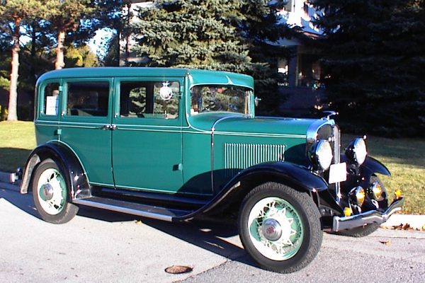 1932 Frontenac E-670 Four-Door Sedan
