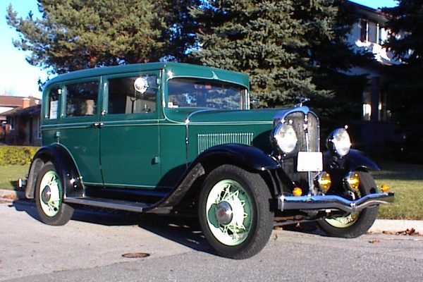 1932 Frontenac E-670 Four-Door Sedan