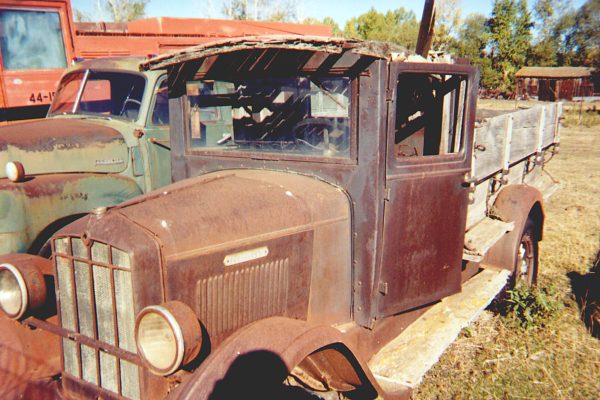 1928 Rugby X Grain Truck