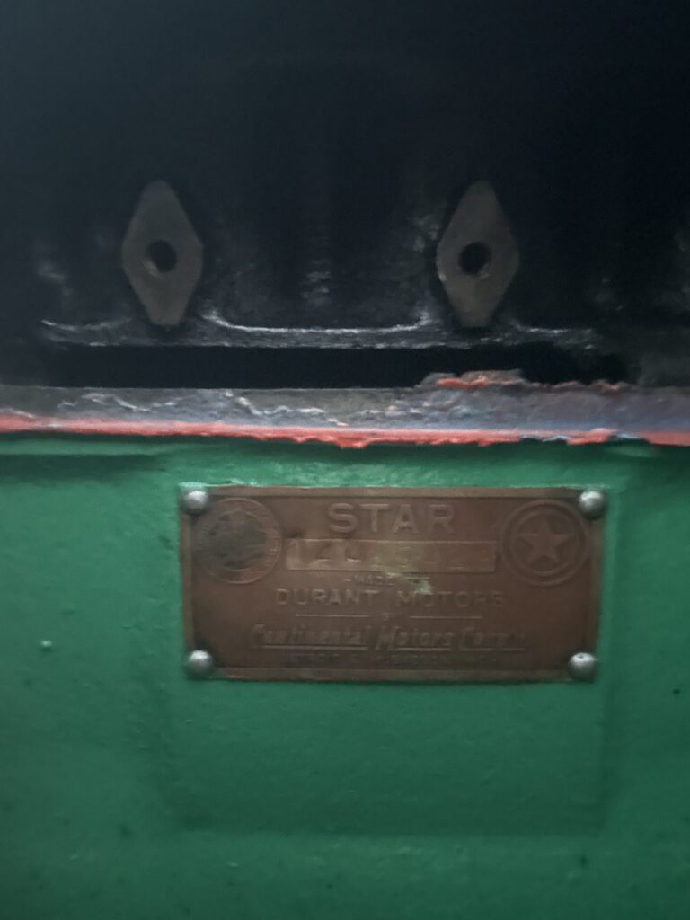 Engine plate on a second Star engine