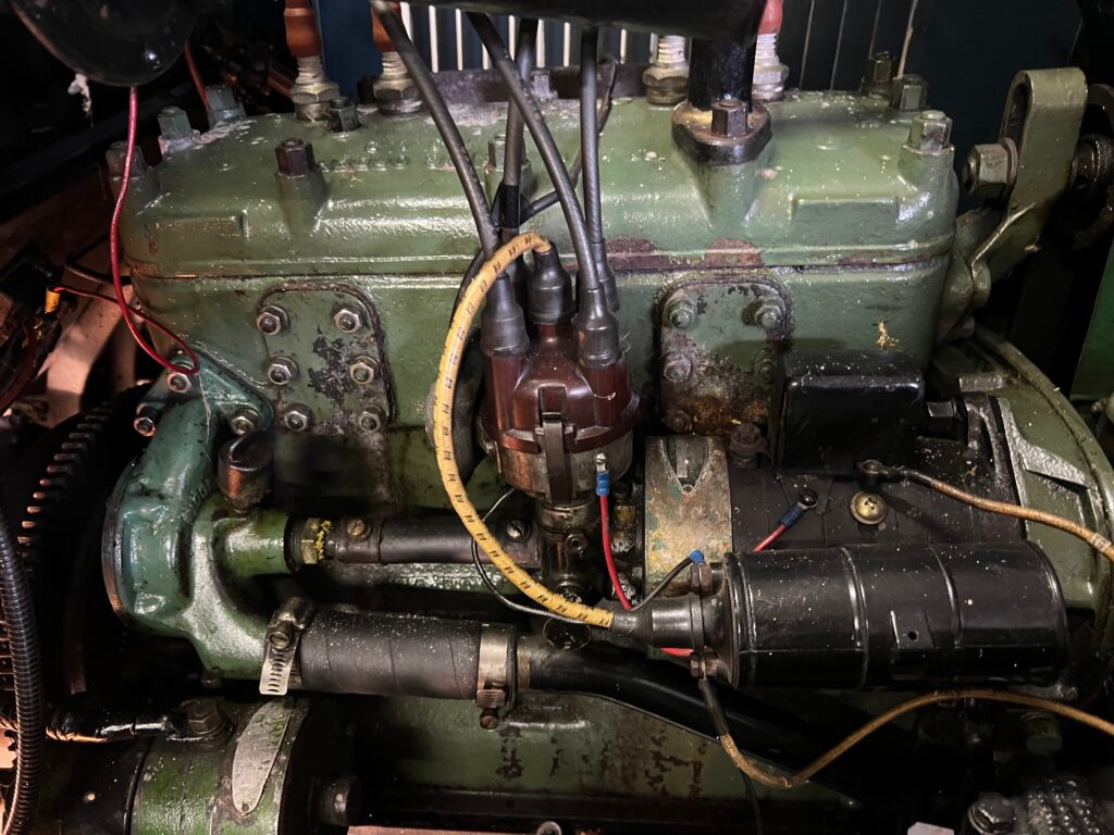 Engine left side